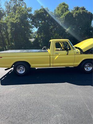 Ford-F-100-Pickup-1979-Yellow-Brown-148328-3