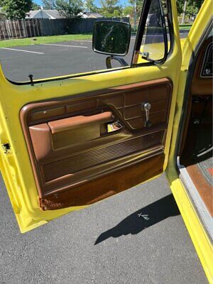 Ford-F-100-Pickup-1979-Yellow-Brown-148328-4