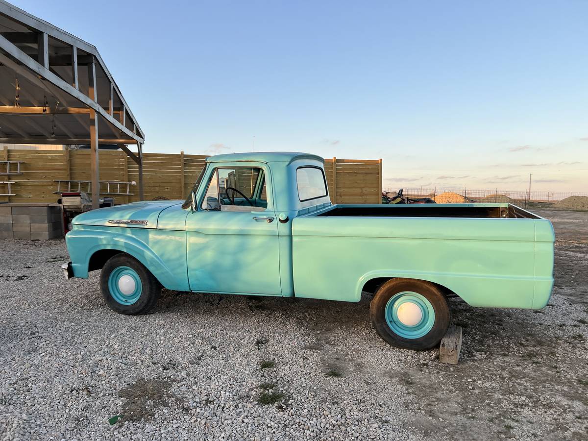 Ford-F-150-1961-258911-1