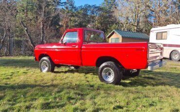 Ford-F-150-1977-red-58660-2