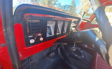 Ford-F-150-1977-red-58660-9