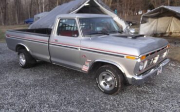 Ford-F-150-1977-silver-140013