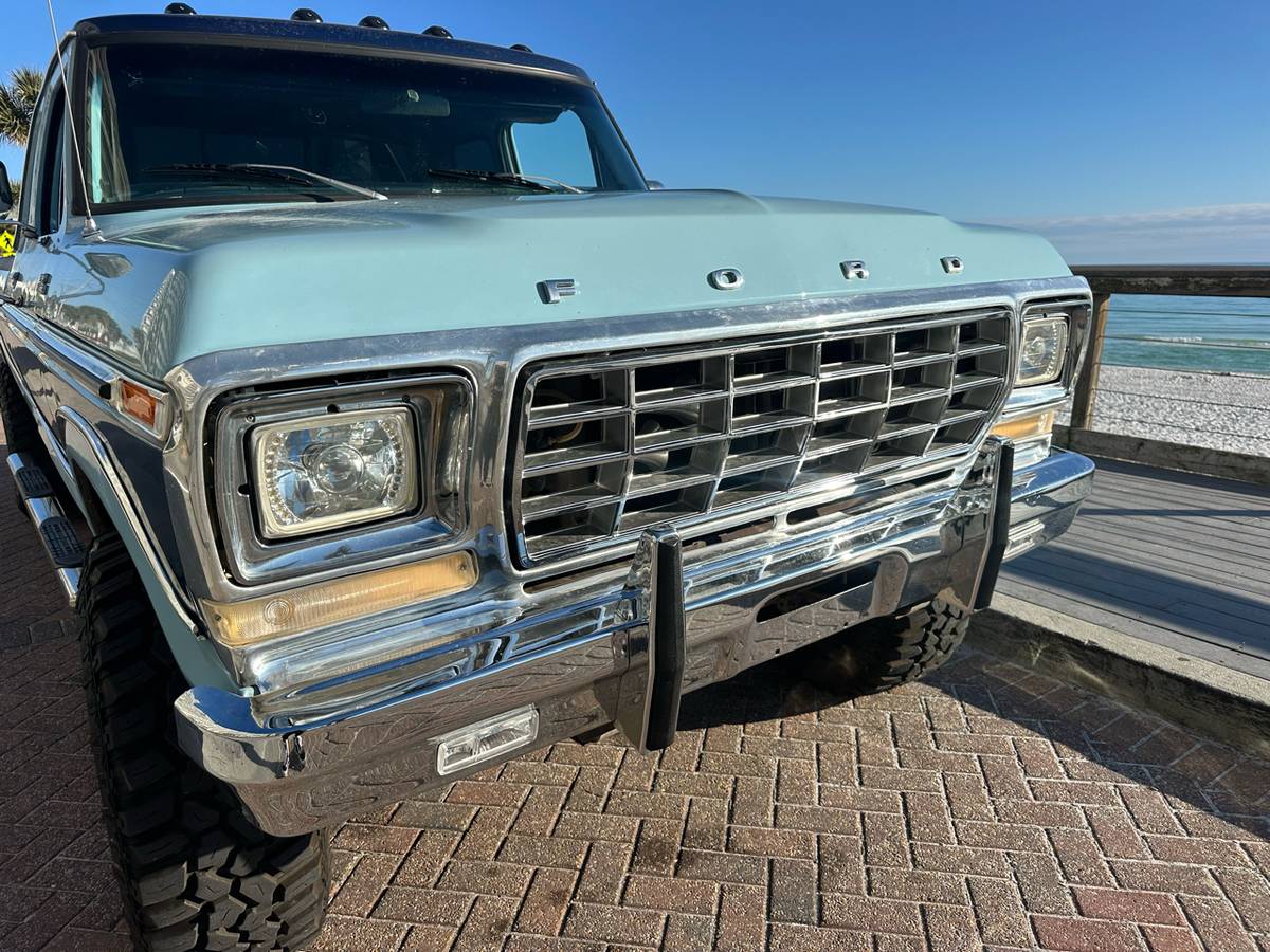 Ford-F-150-1979-blue-126370-2