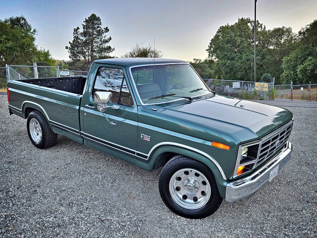 Ford-F-150-1986-82076-1