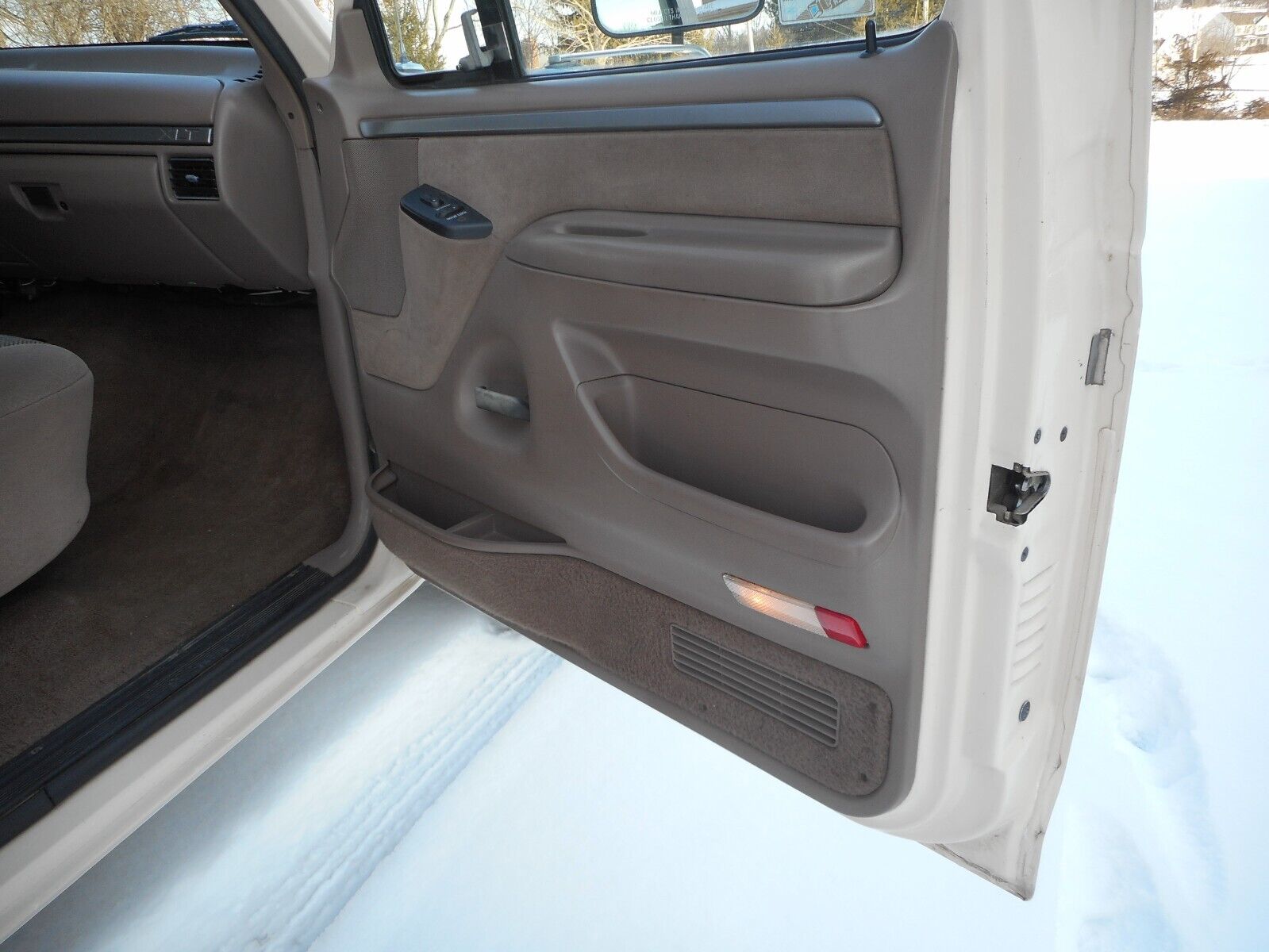 Ford-F-150-1992-Beige-Brown-191967-28