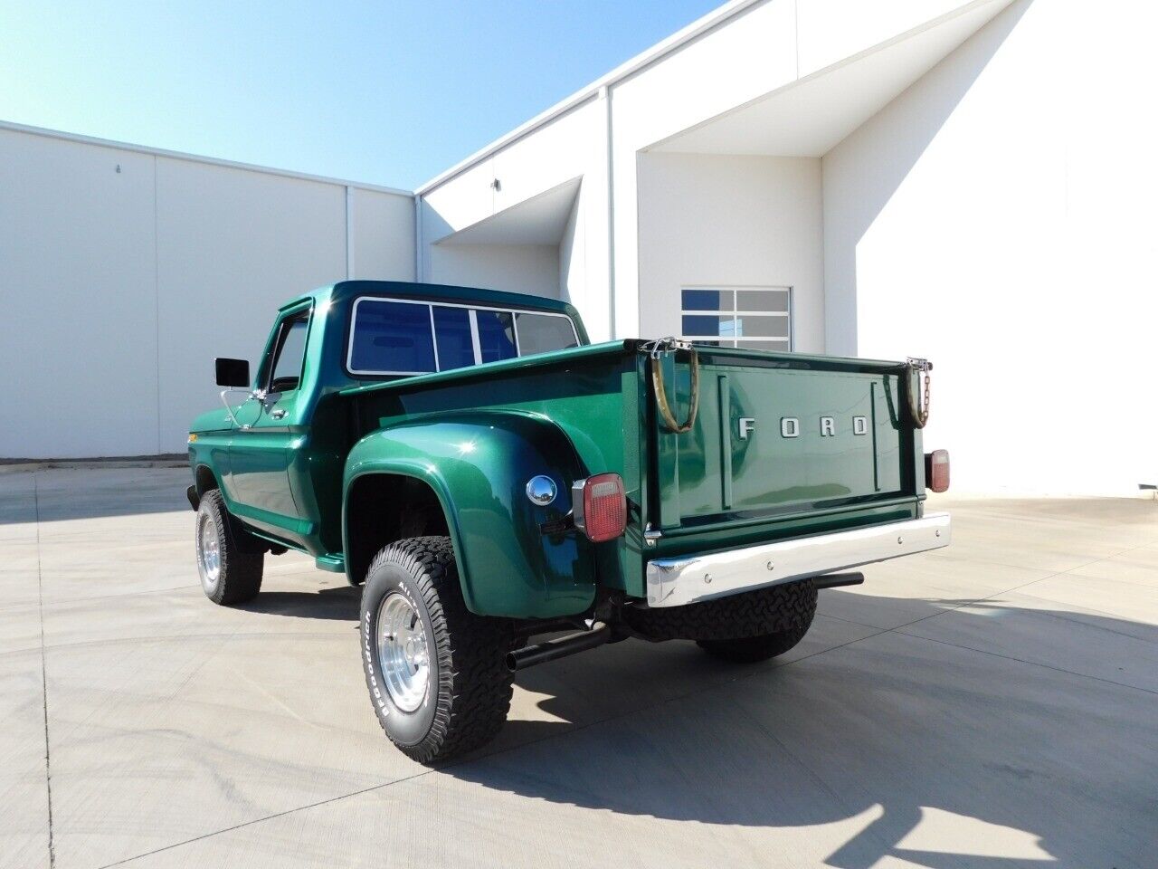 Ford-F-150-Pickup-1978-Green-Black-13172-8