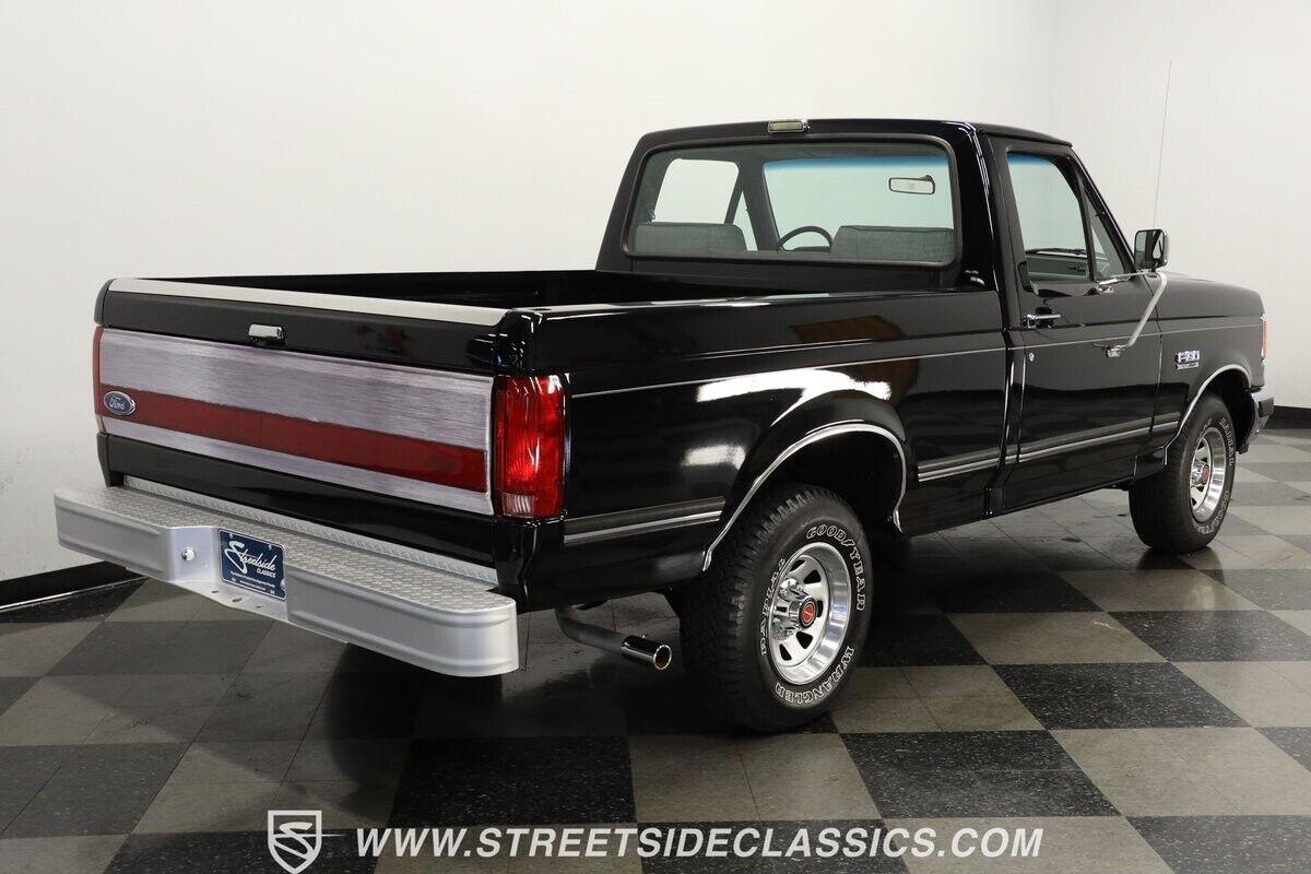 Ford-F-150-Pickup-1991-Black-Gray-703-10