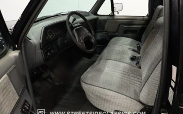 Ford-F-150-Pickup-1991-Black-Gray-703-4