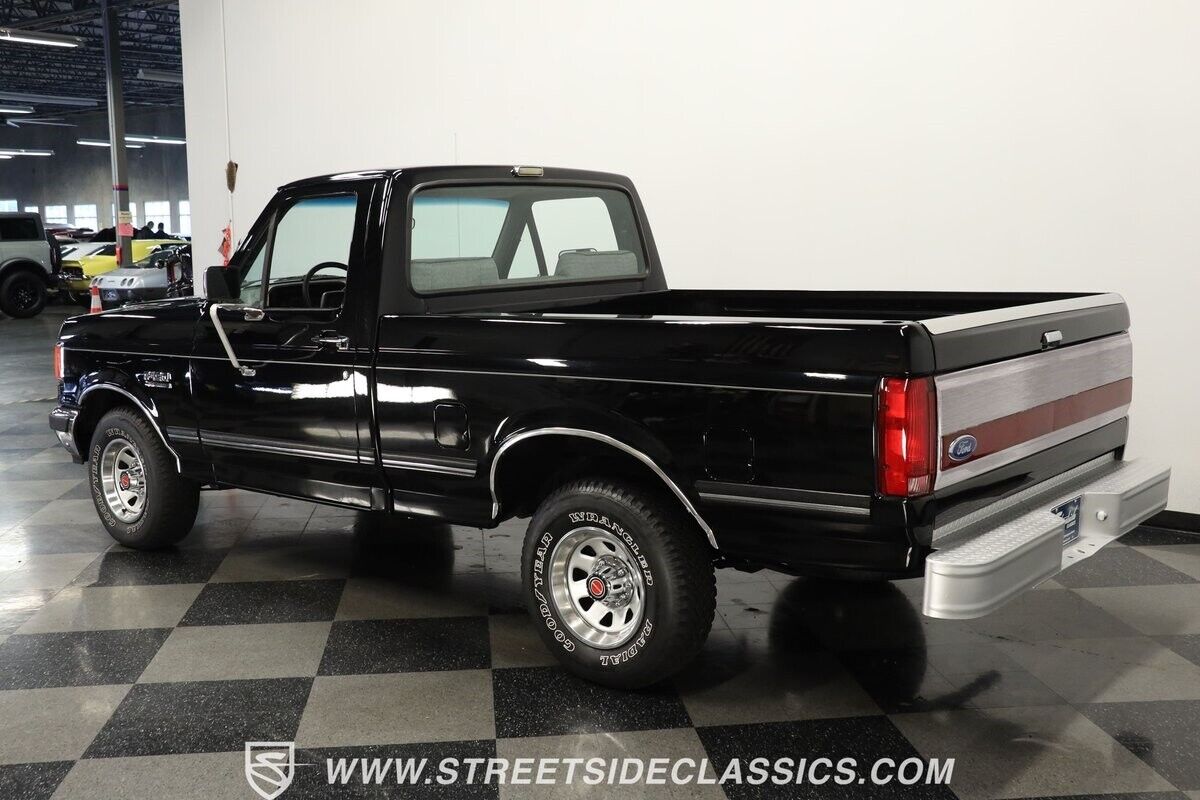 Ford-F-150-Pickup-1991-Black-Gray-703-6