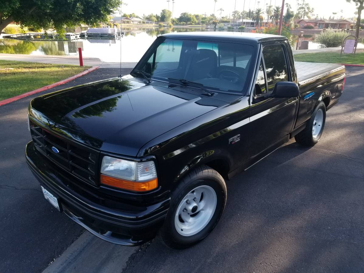 Ford-F-150-lighting-1993-black-118769-13