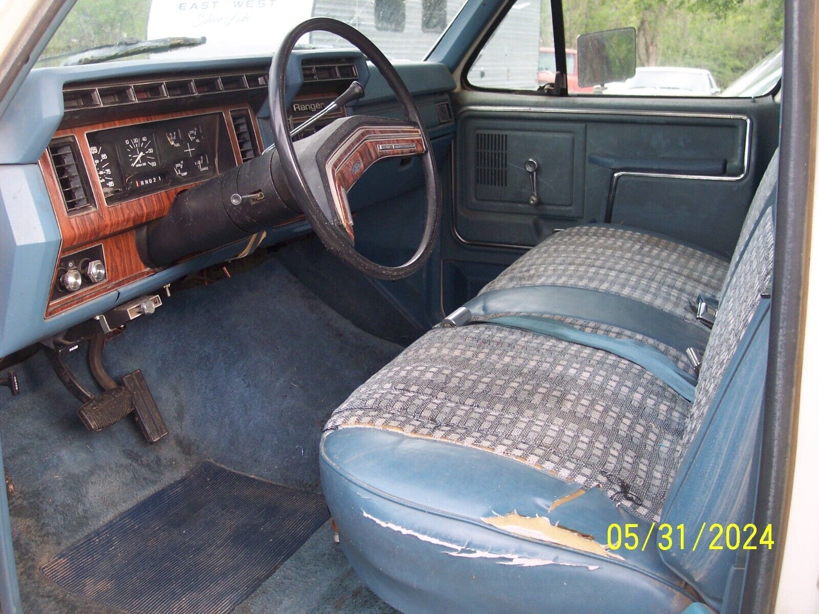 Ford-F-250-1981-Blue-220480-13