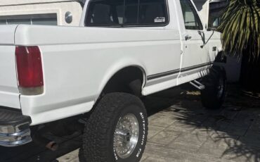 Ford-F-250-1989-white-82076-11