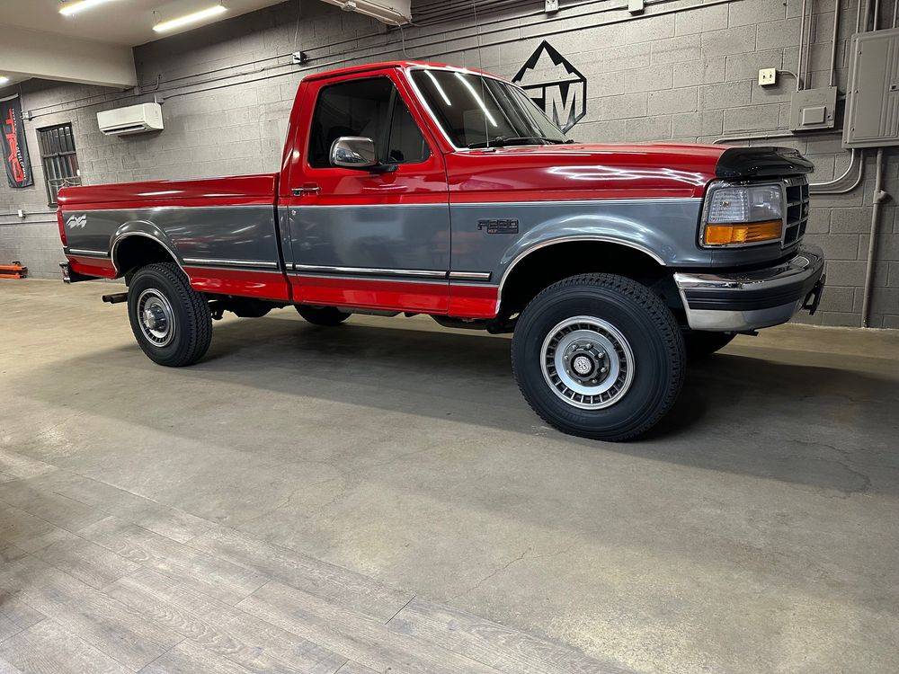 Ford-F-250-1992-red-47120-3