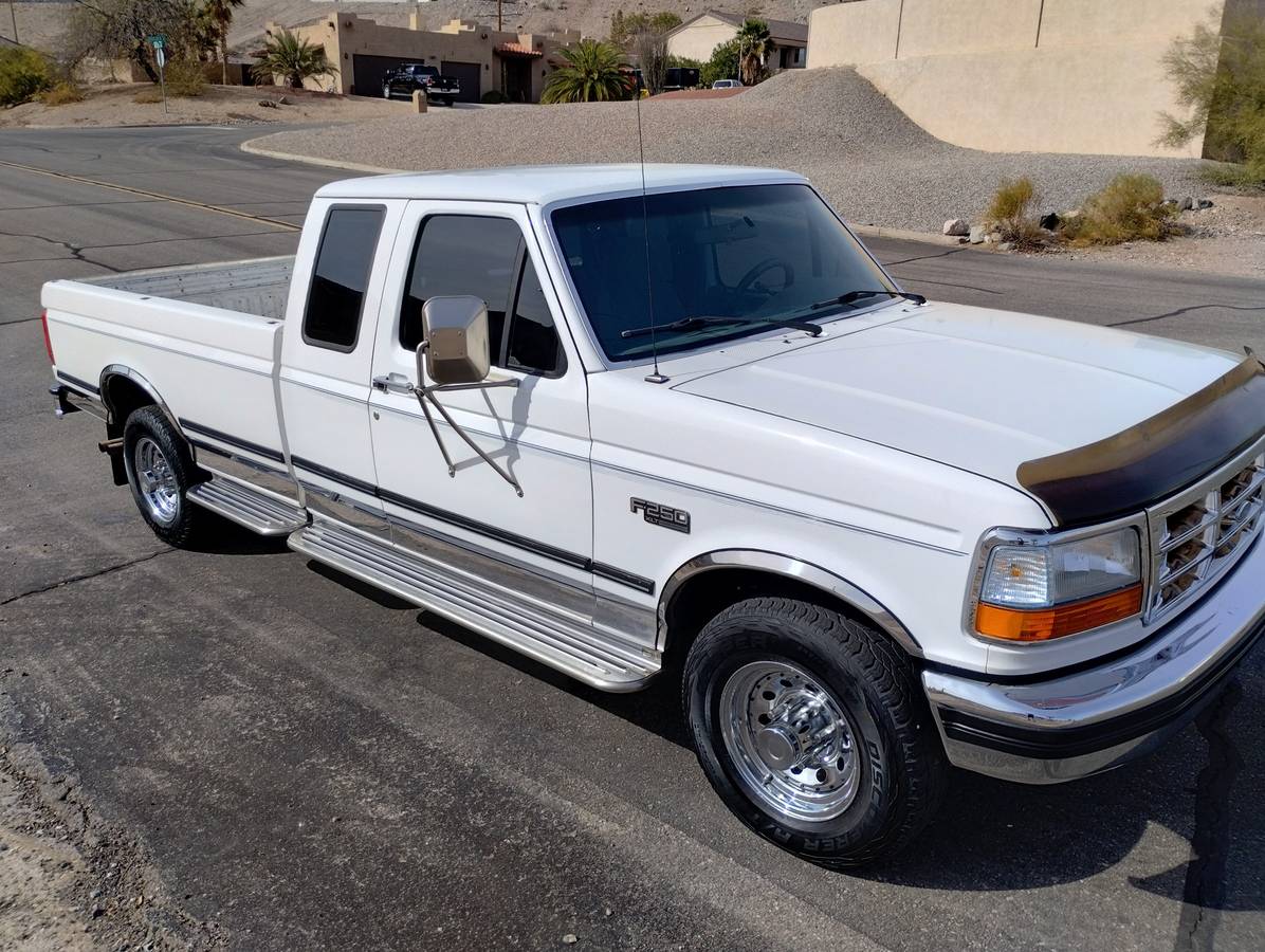 Ford-F-250-1994-white-209214-2