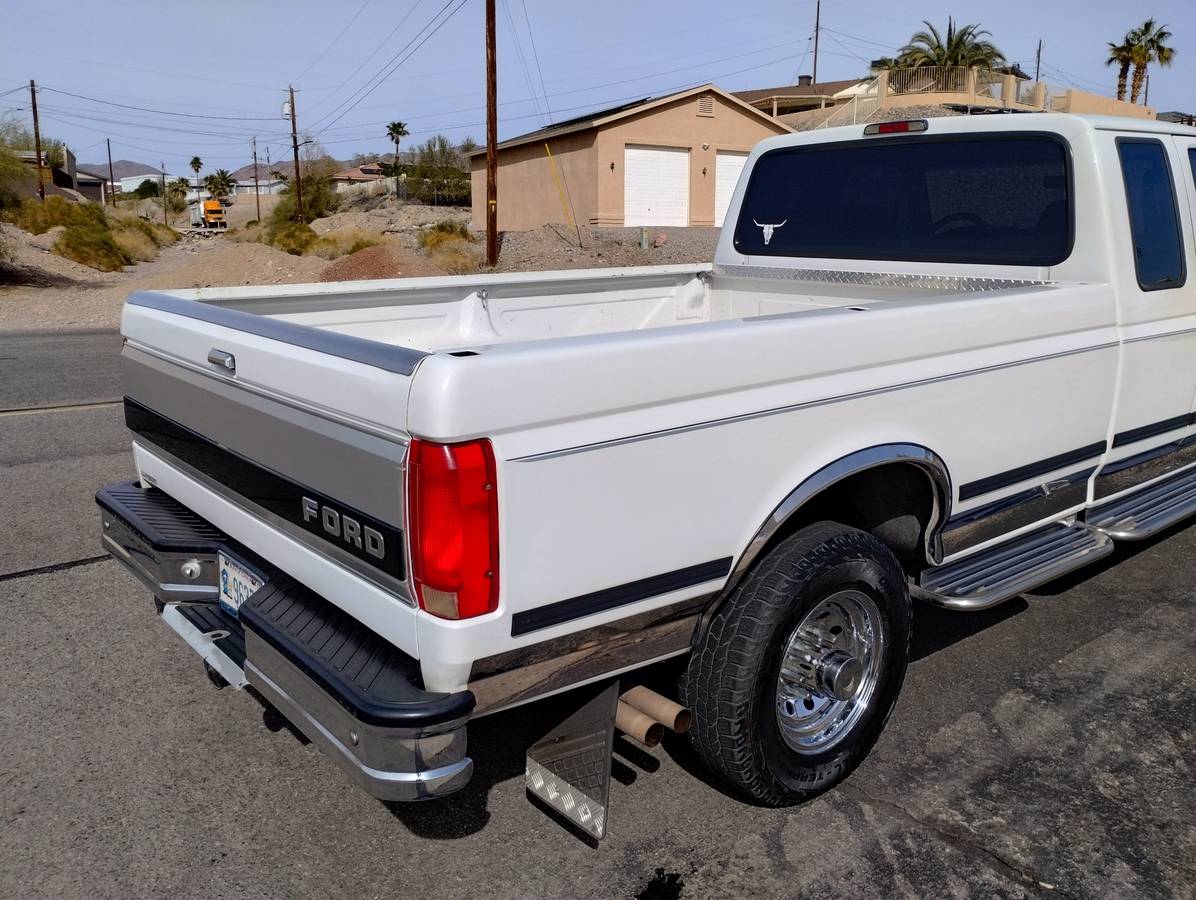 Ford-F-250-1994-white-209214-3