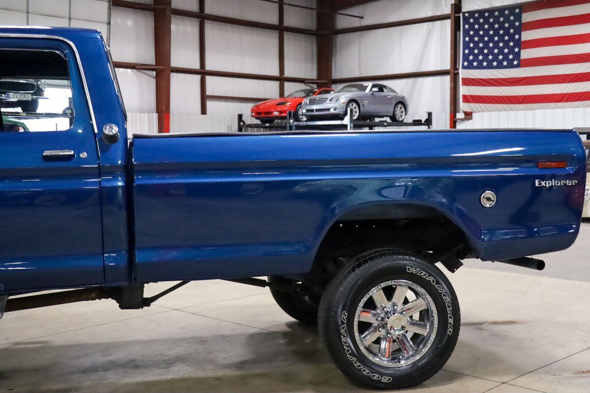 Ford-F-250-Pickup-1975-Blue-Blue-128221-4