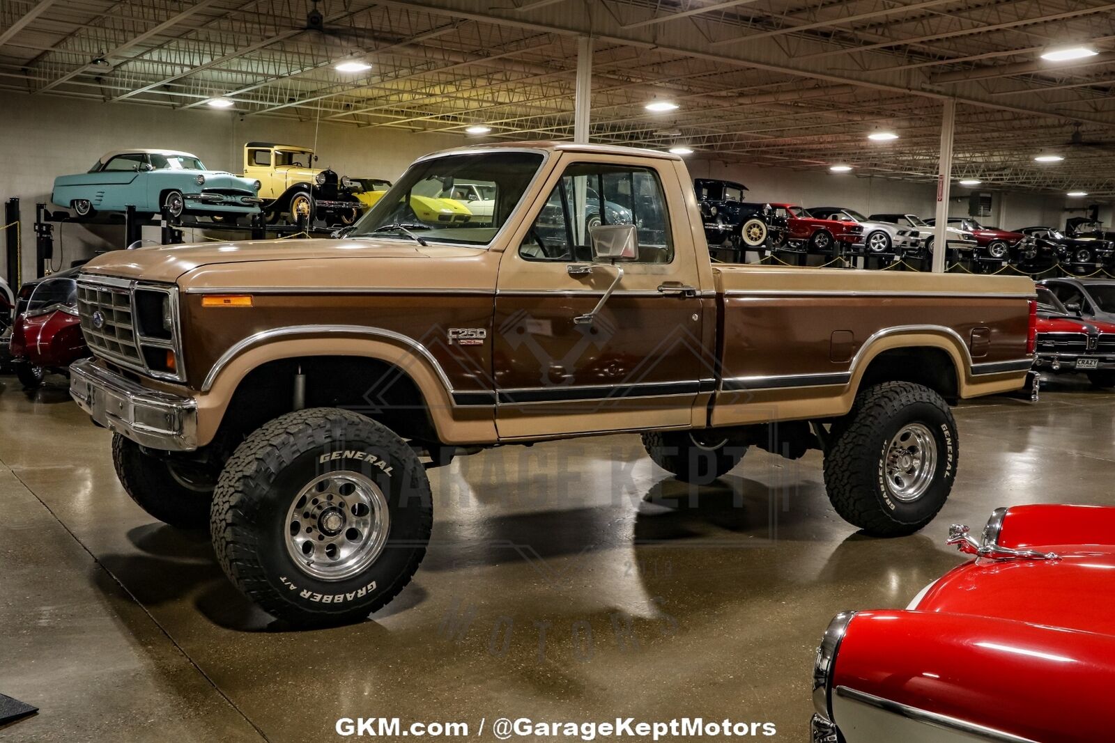 Ford-F-250-Pickup-1983-Tan-Tan-330019-3