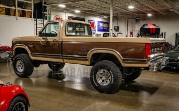 Ford-F-250-Pickup-1983-Tan-Tan-330019-5