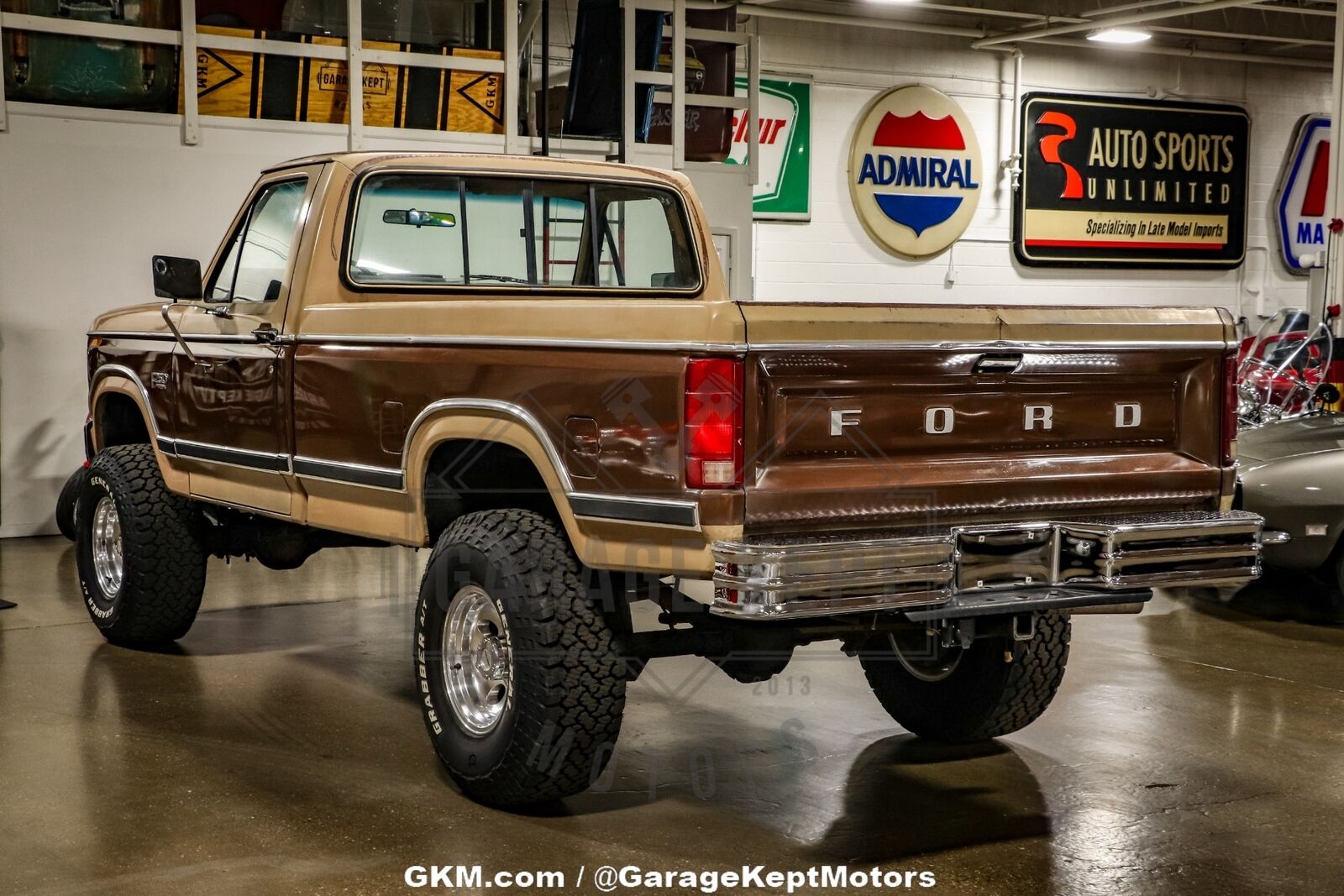 Ford-F-250-Pickup-1983-Tan-Tan-330019-6