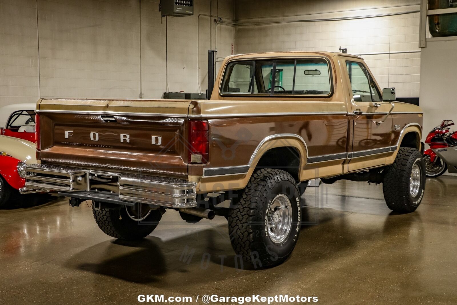 Ford-F-250-Pickup-1983-Tan-Tan-330019-7