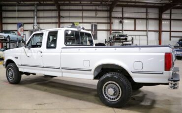 Ford-F-250-Pickup-1993-White-Gray-177979-5