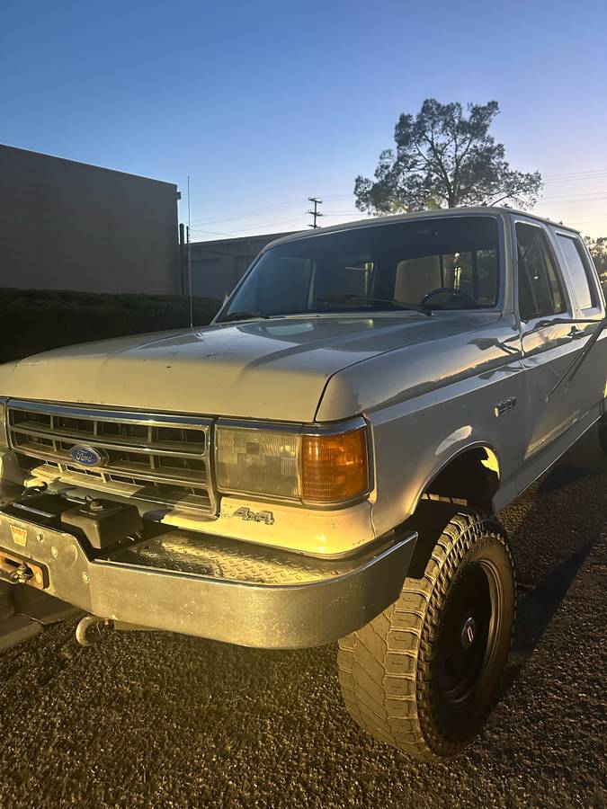 Ford-F-350-1990-white-161721