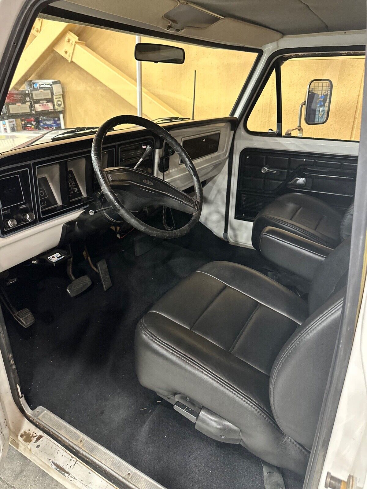 Ford-F-350-Pickup-1978-45866-11