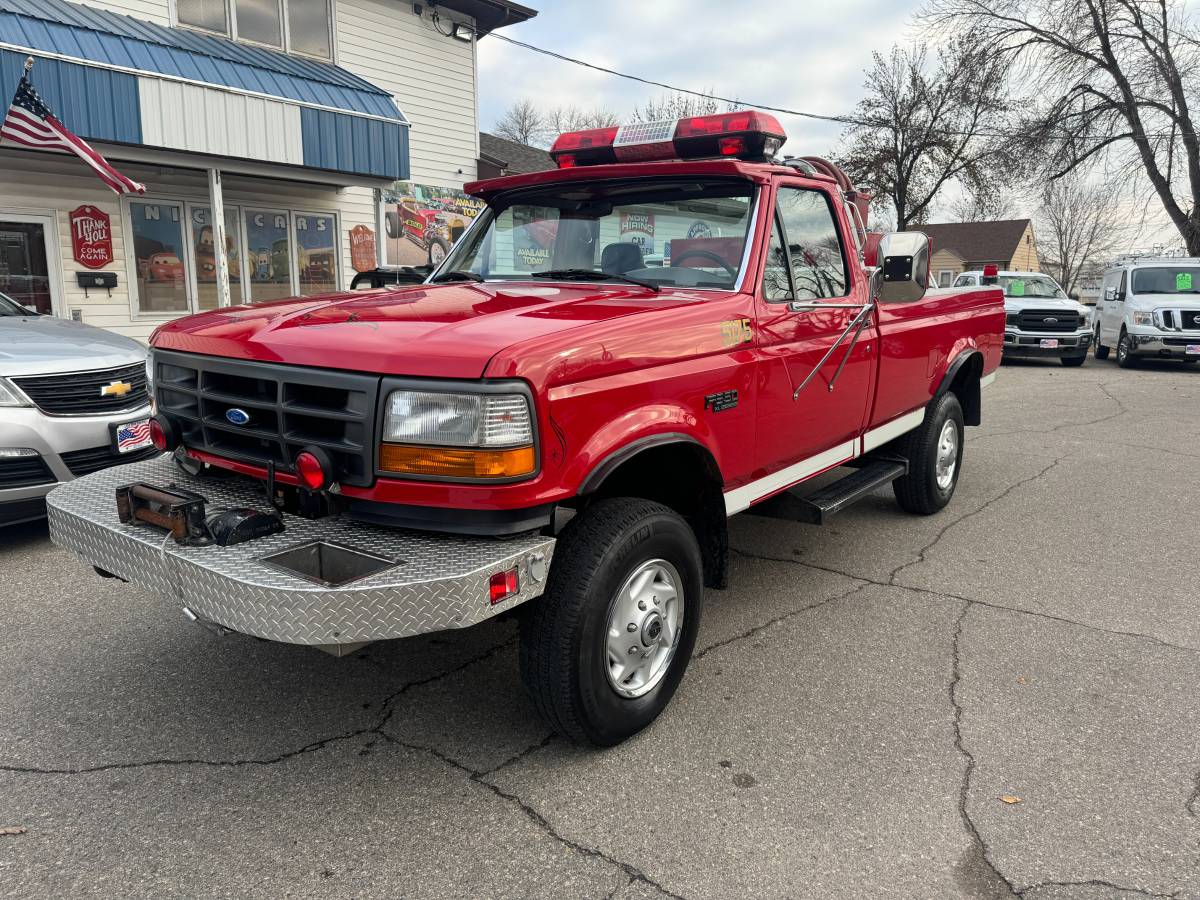 Ford-F-350-xl-4x4-1995-red-41704-1