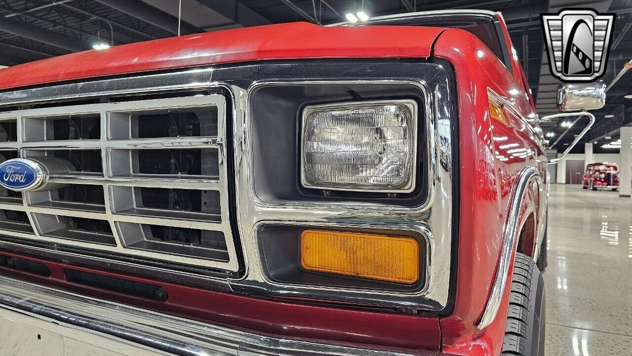 Ford-F-Series-1984-Red-Red-105835-9