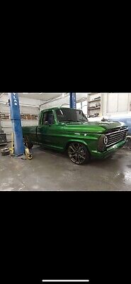 Ford F100  year1}