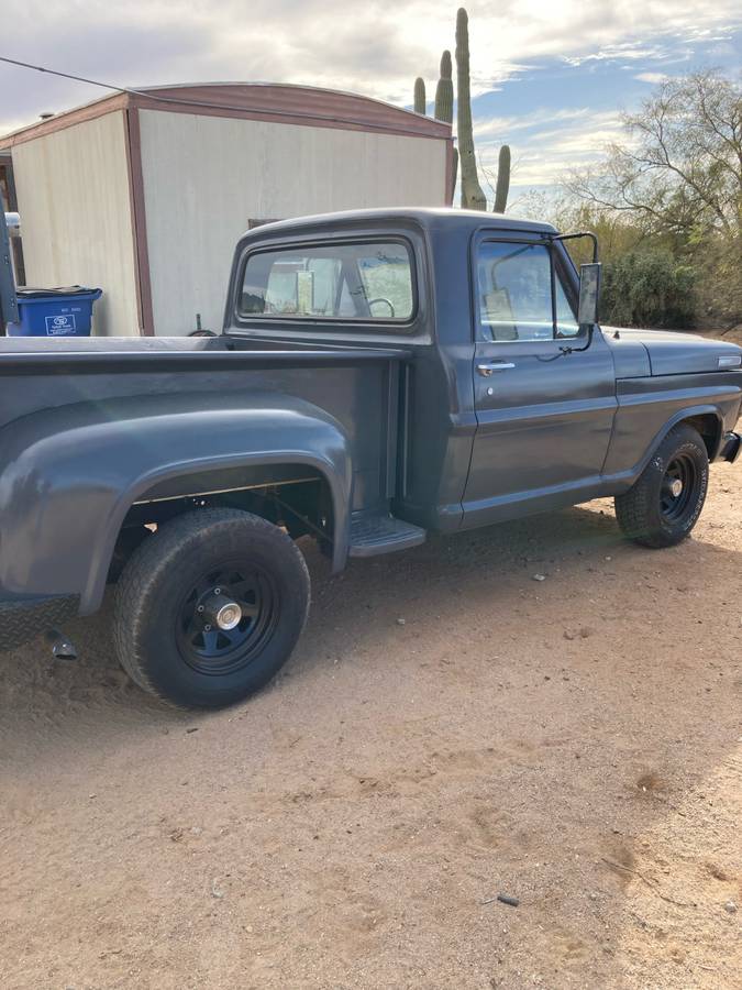 Ford-F100-bumpside-step-side-1967-grey-150473-2