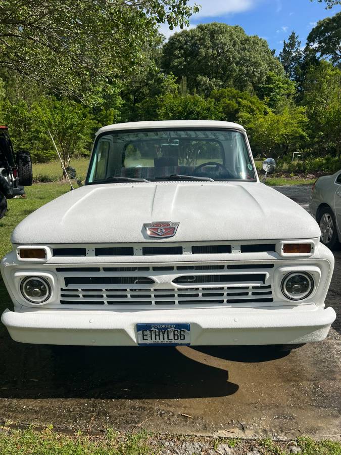 Ford-F100-custom-1966-white-209214-2