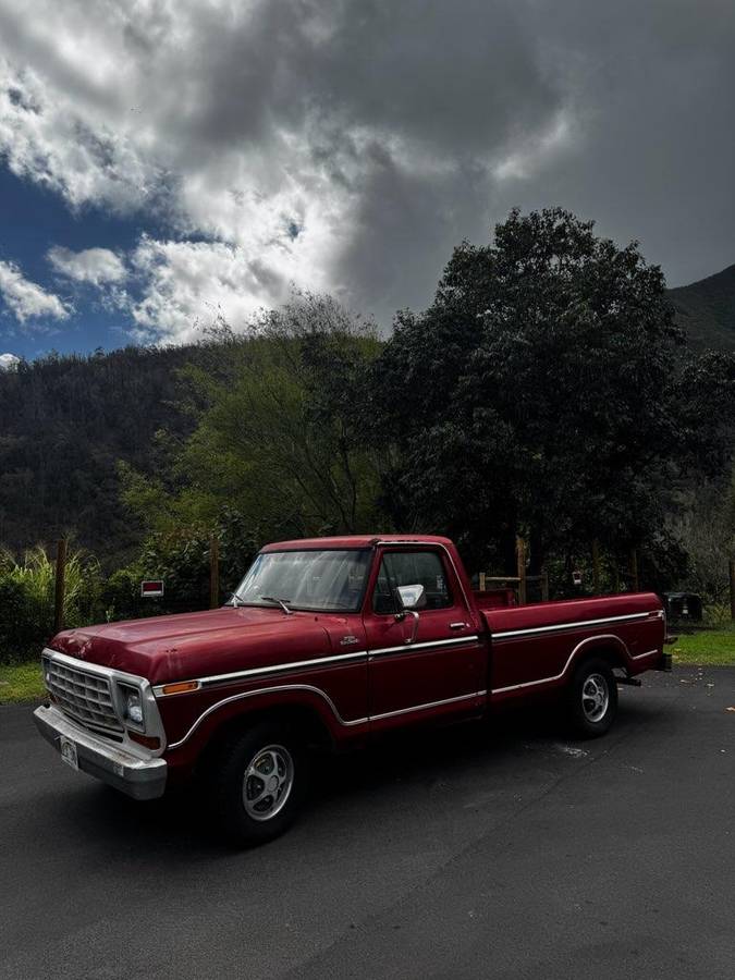 Ford-F100-ranger-1979-red-144940-3