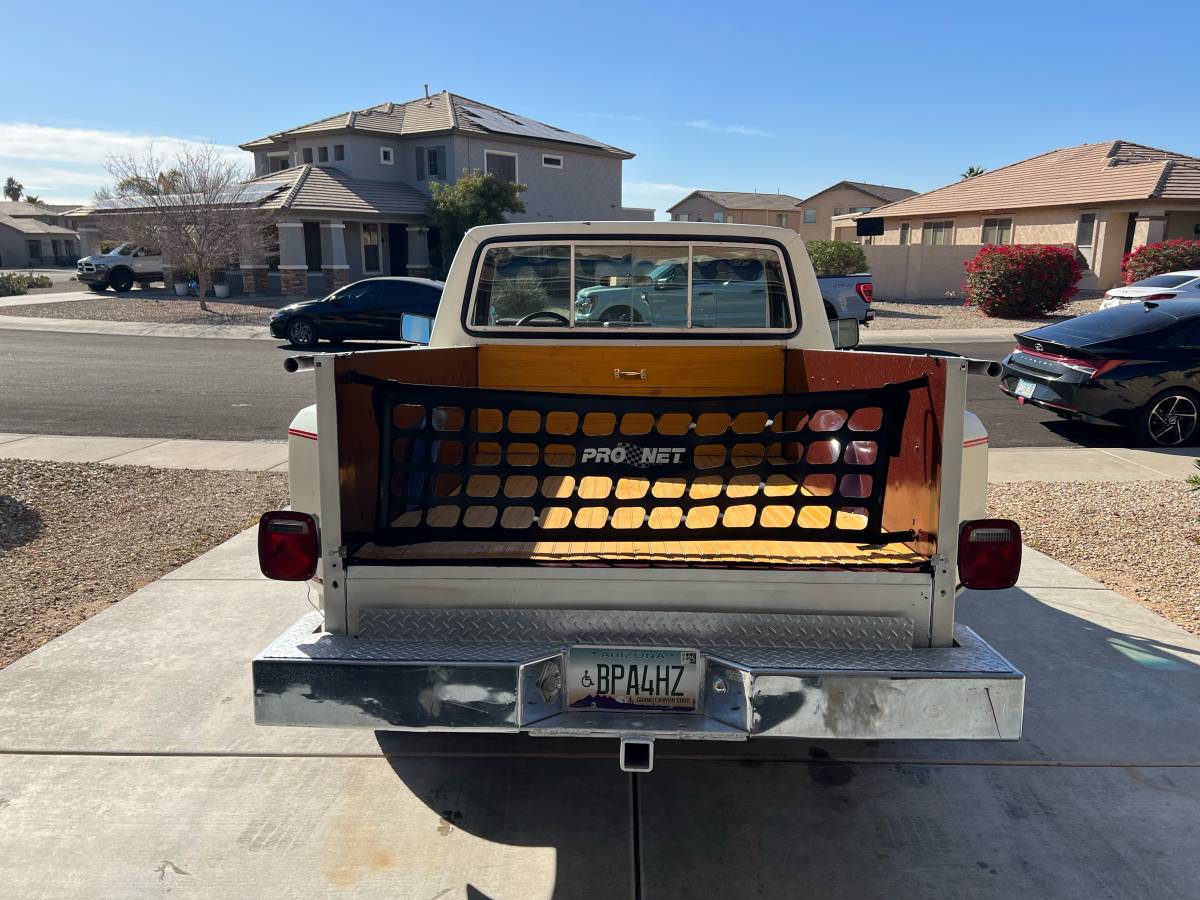 Ford-F150-1981-white-1986-3