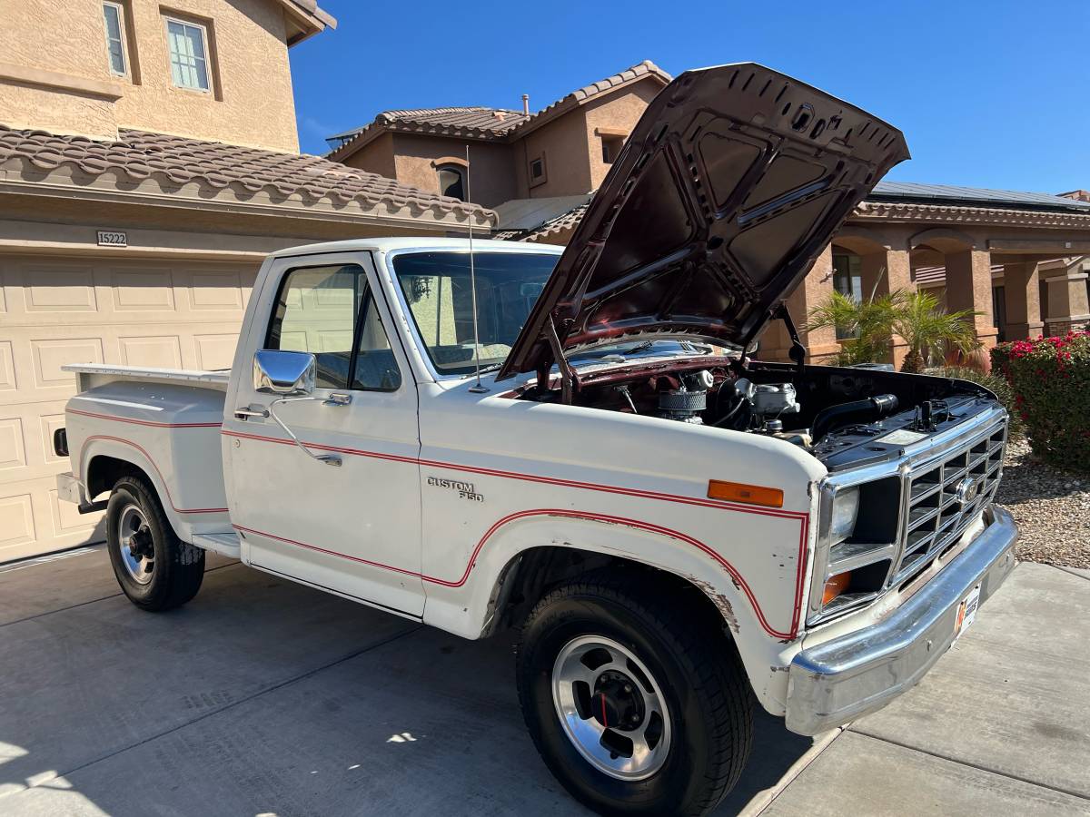 Ford-F150-1981-white-1986-9