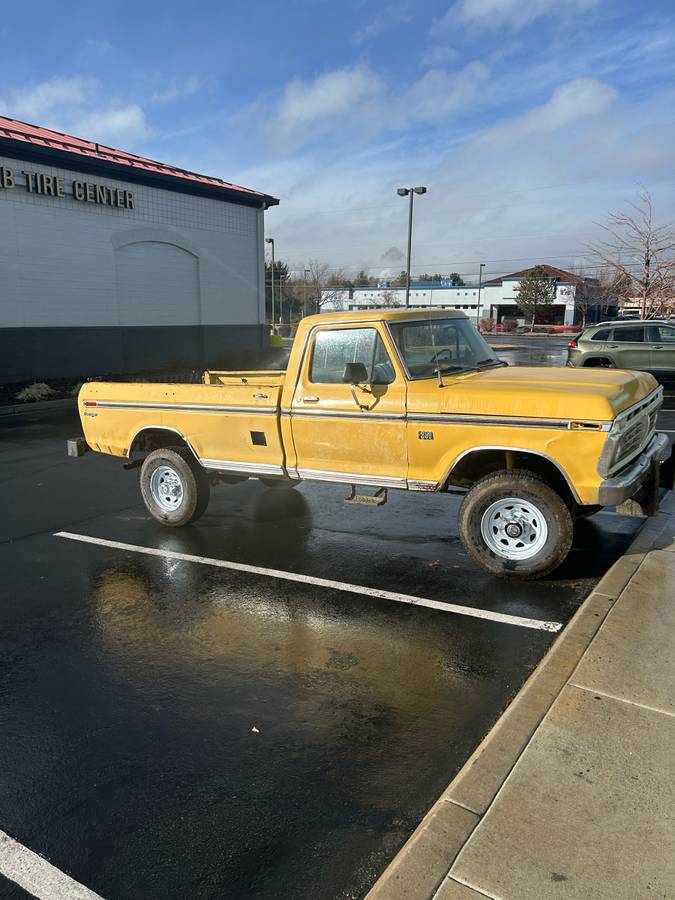 Ford-F250-1974-yellow-74030-1