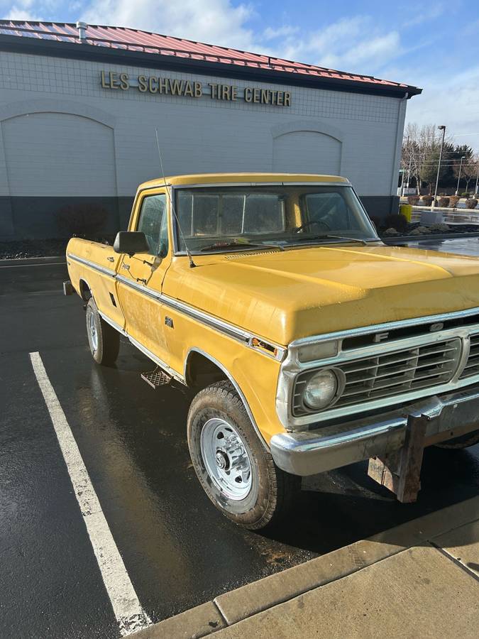 Ford-F250-1974-yellow-74030-2