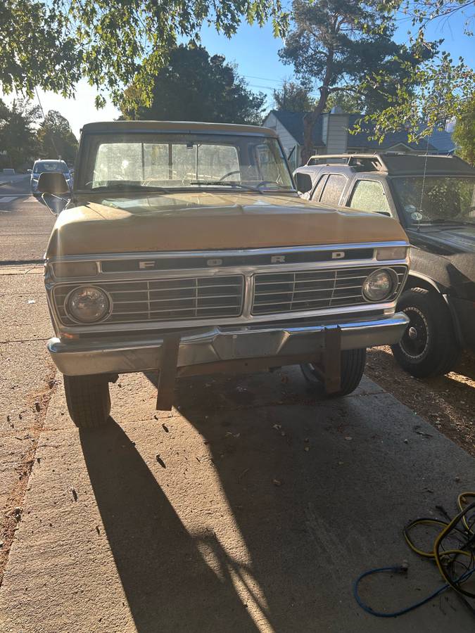 Ford-F250-1974-yellow-74030-3