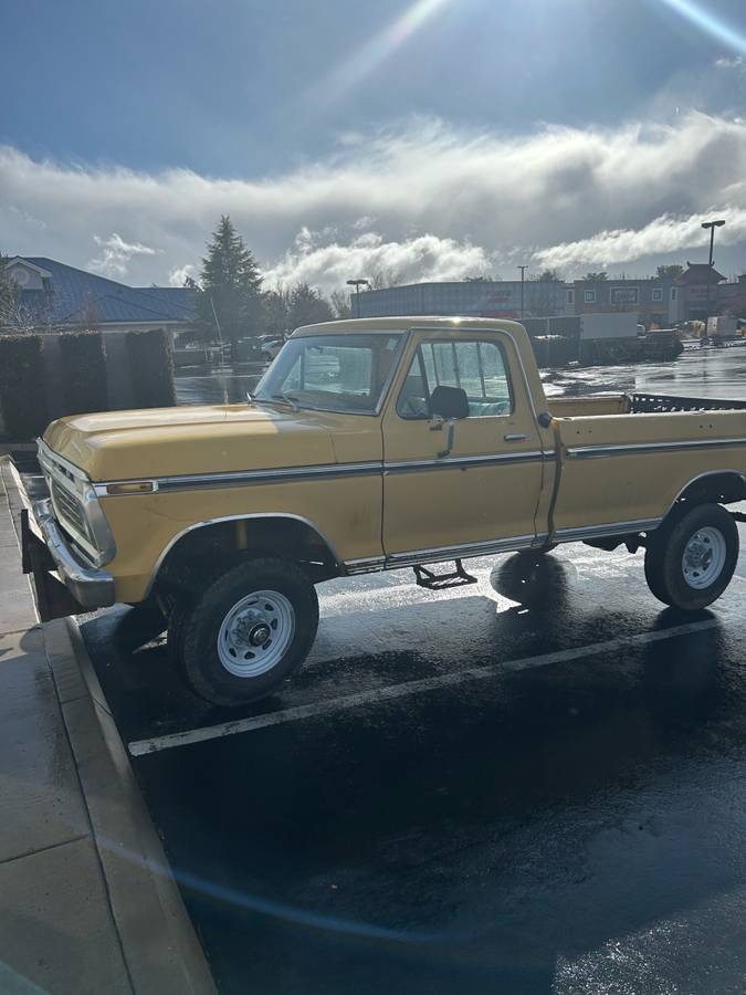 Ford-F250-1974-yellow-74030