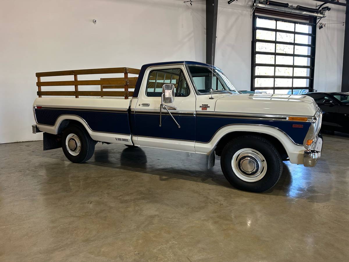 Ford-F250-1978-blue-149987-7