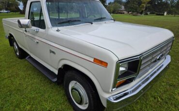 Ford-F250-1984-white-49890-7