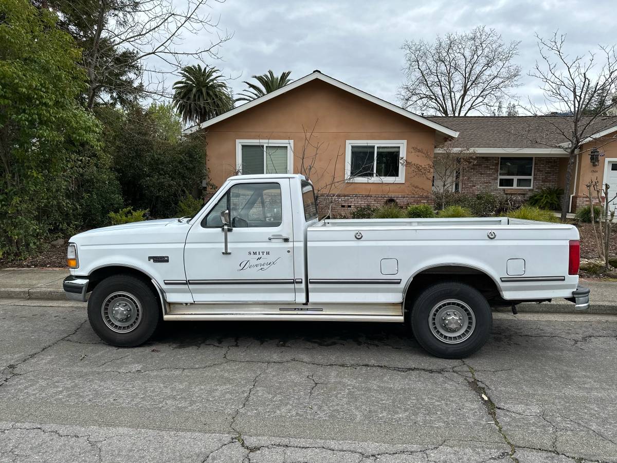 Ford-F250-xlt-1994-white-181855-1