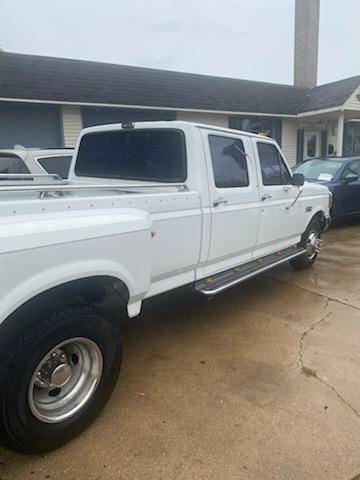 Ford-F350-lariat-1989-white-30577-1