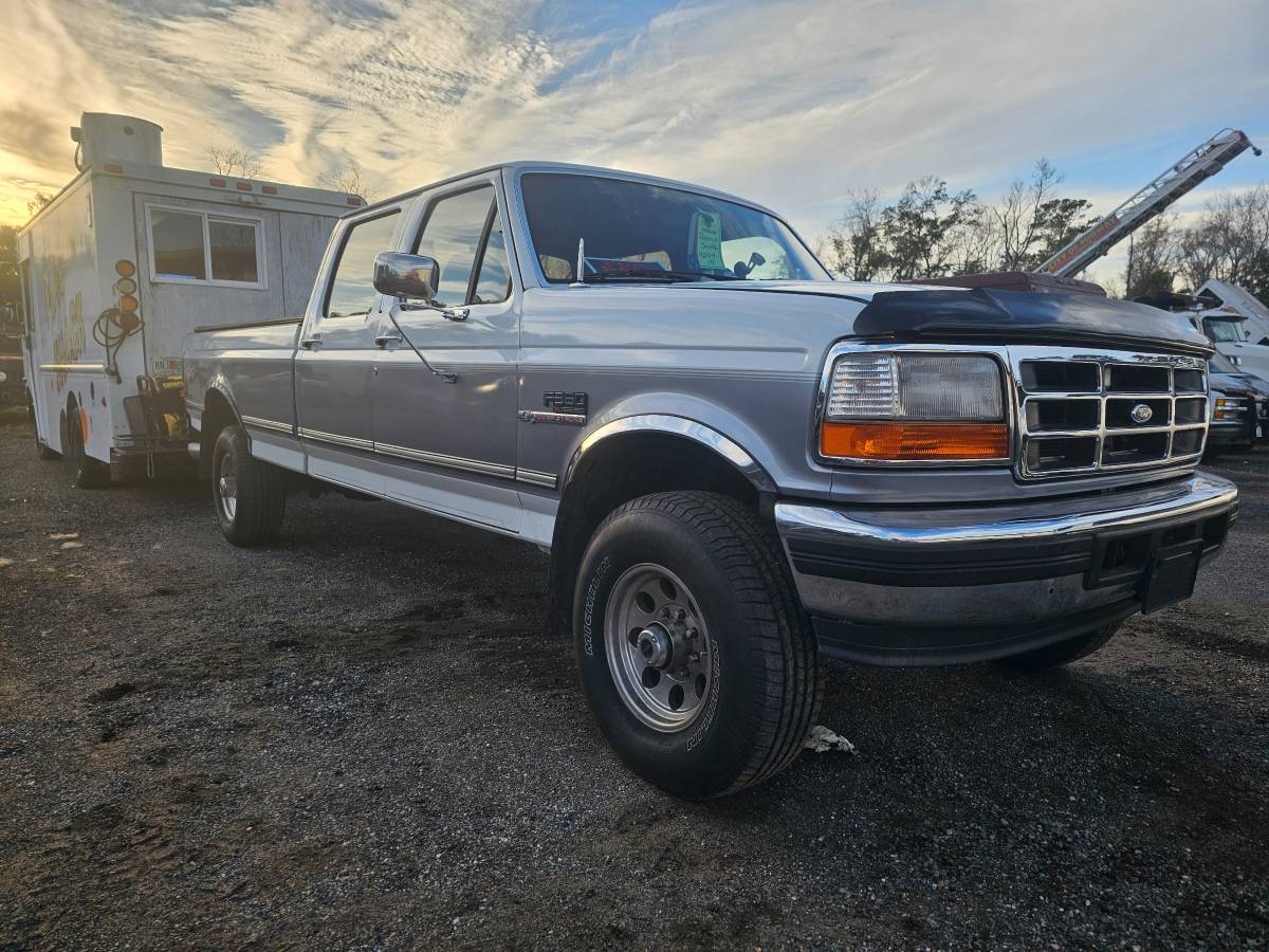 Ford-F350-powerstroke-diesel-1995-white-297728-1