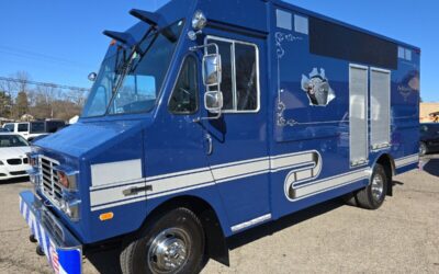 Ford F590 UTILIMASTER STEP VAN  1992 à vendre