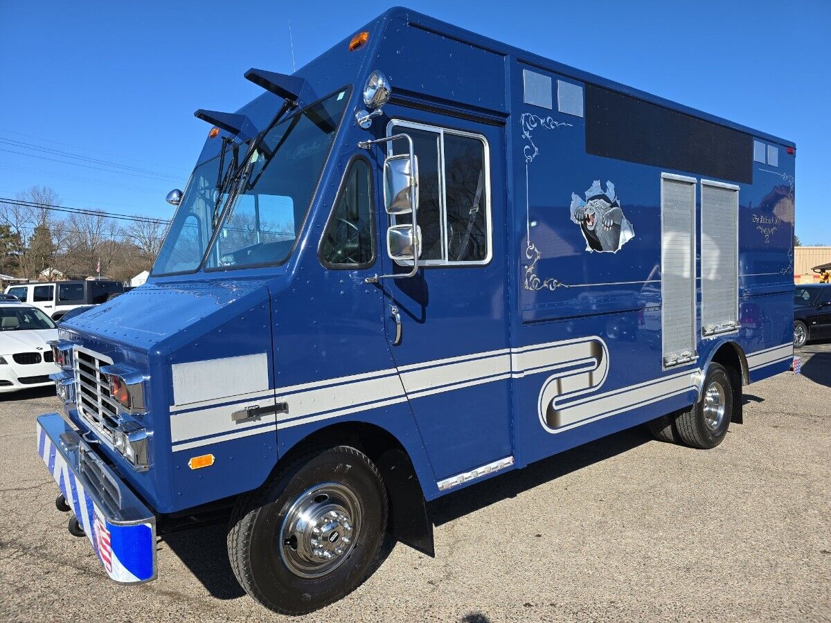 Ford F590 UTILIMASTER STEP VAN  1992 à vendre