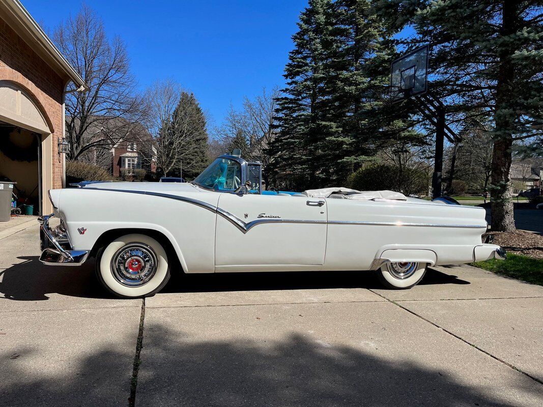 Ford-Fairlane-1955-White-Blue-57132-21