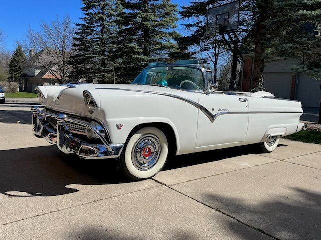 Ford Fairlane  1955 à vendre