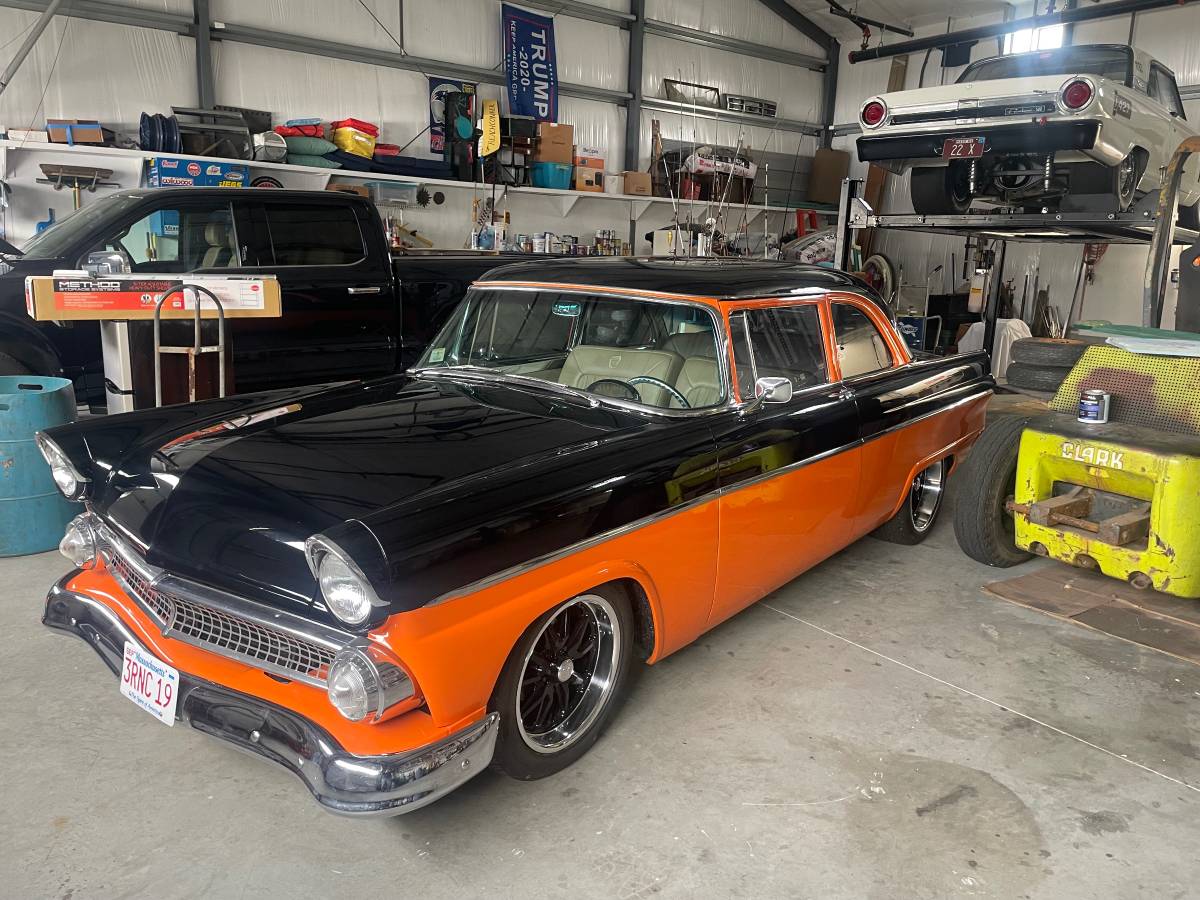 Ford-Fairlane-1955-orange-4184-9