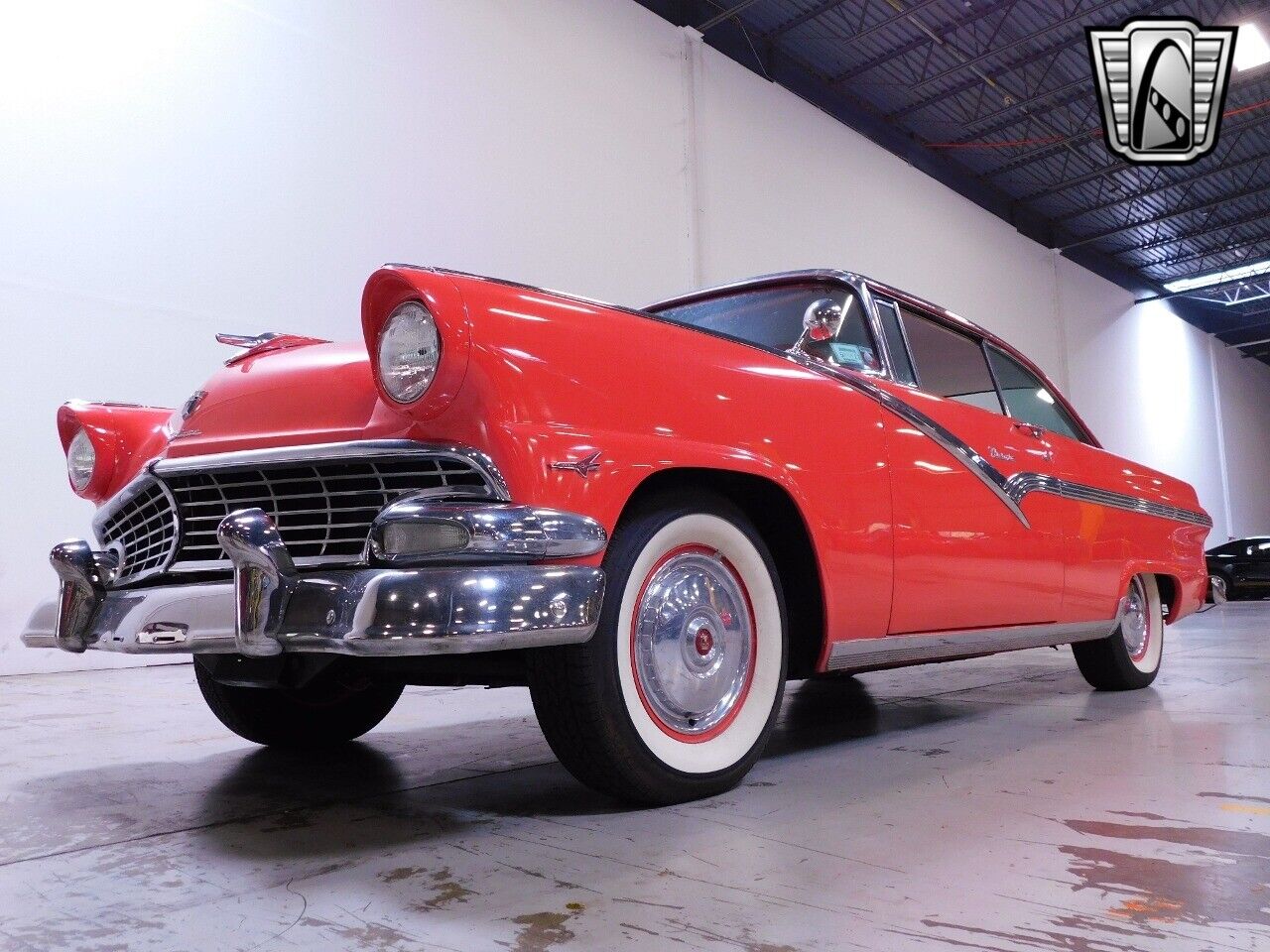 Ford-Fairlane-1956-Salman-pink-Red-66942-8